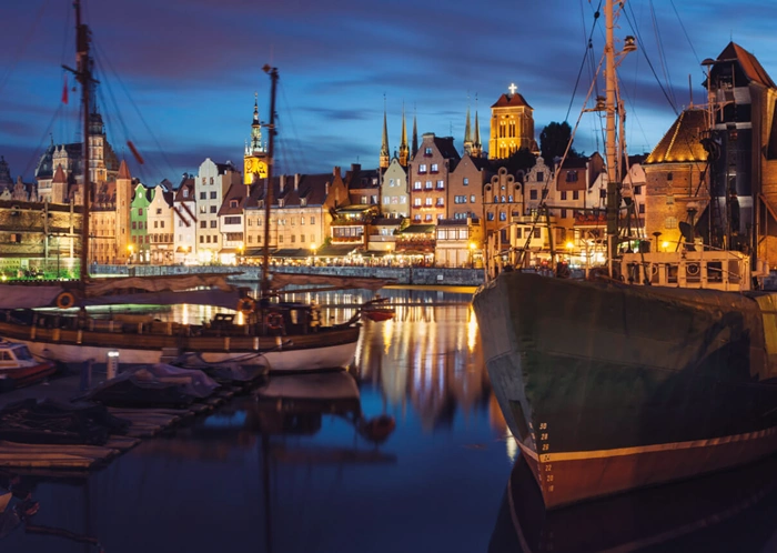 Stadt bei Nacht