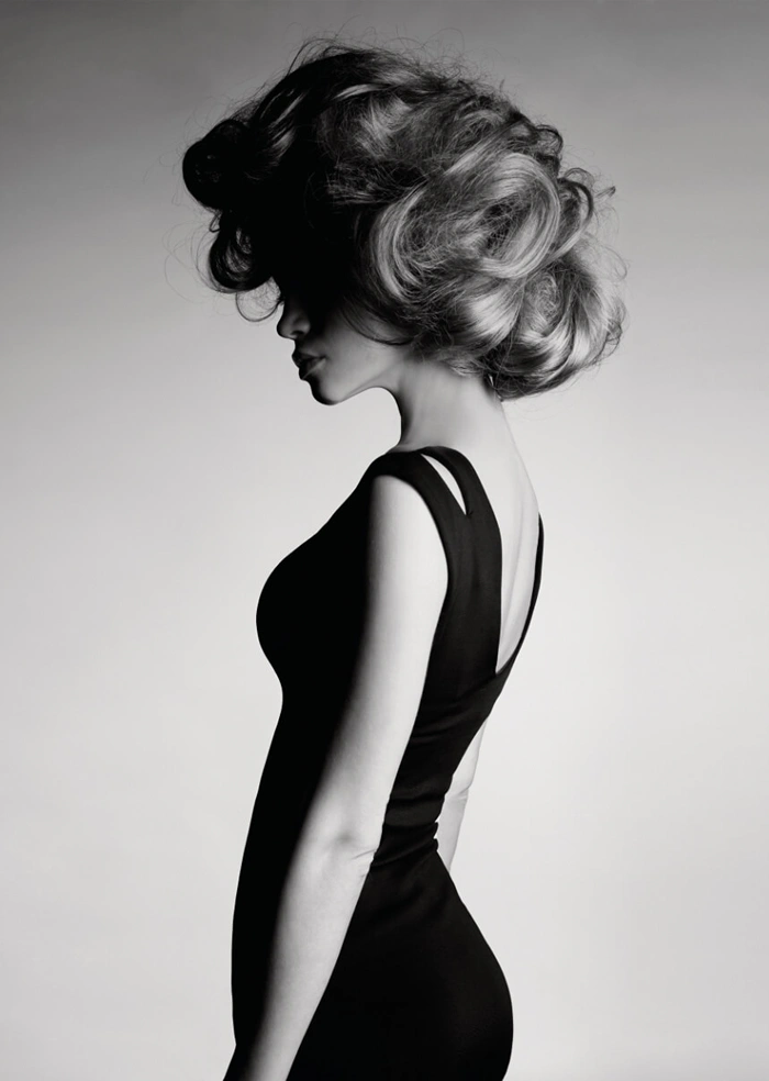 Schwarzes Kleid